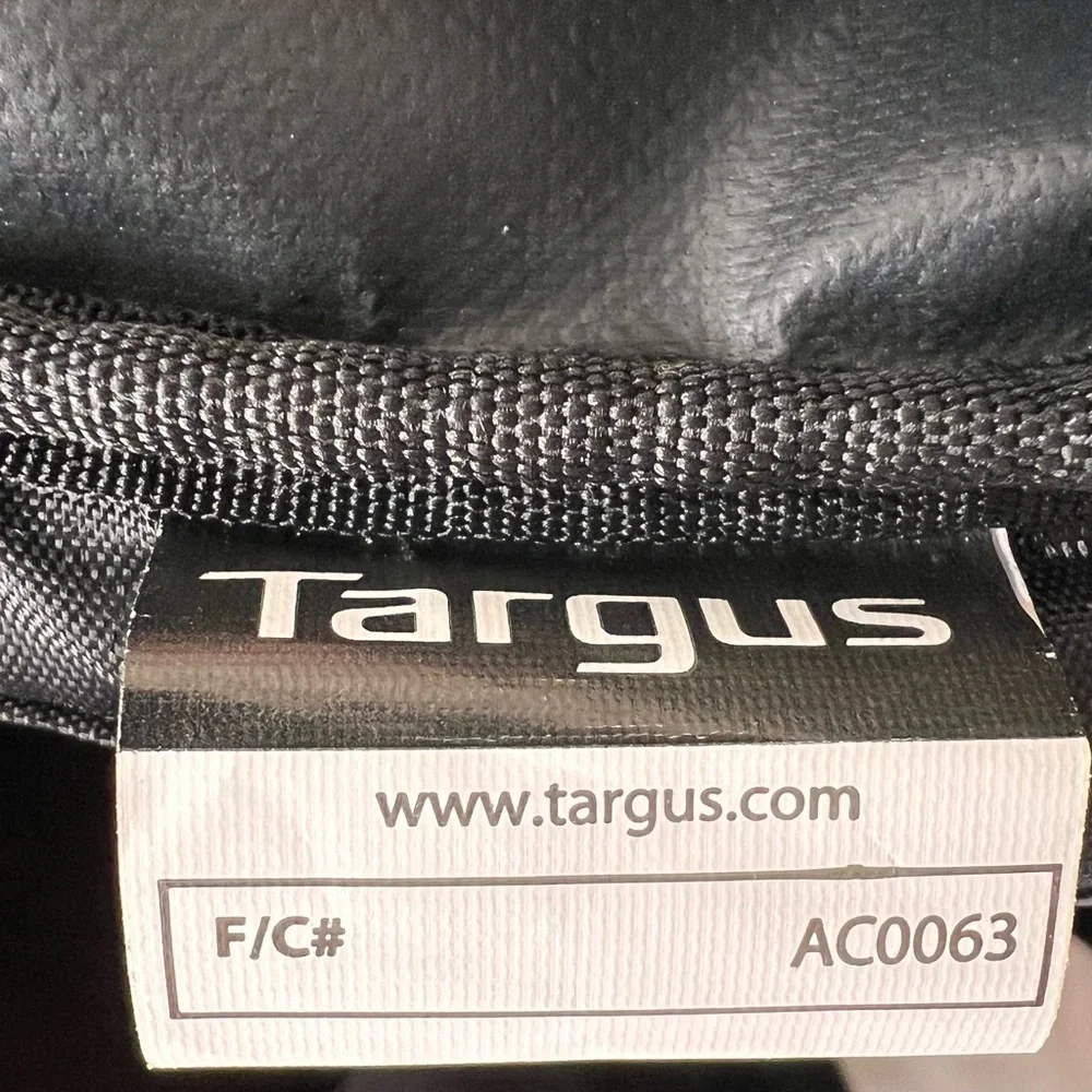New TARGUS 15.6” Sport LAPTOP Backpack